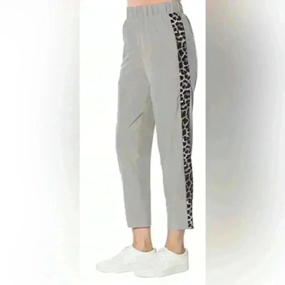 Iman Global Chic Women Lightweight Gray Pant Animal Print Stripe size 1X Petite - Picture 1 of 11